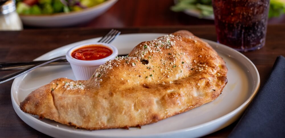 Russo's Calzone