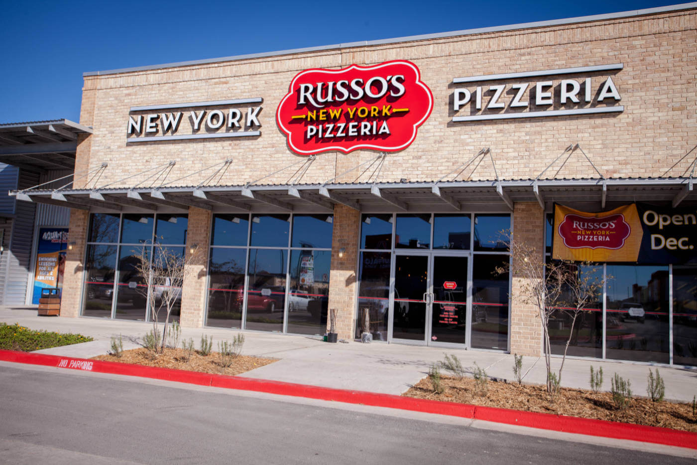 Russo's Pizzeria Storefront