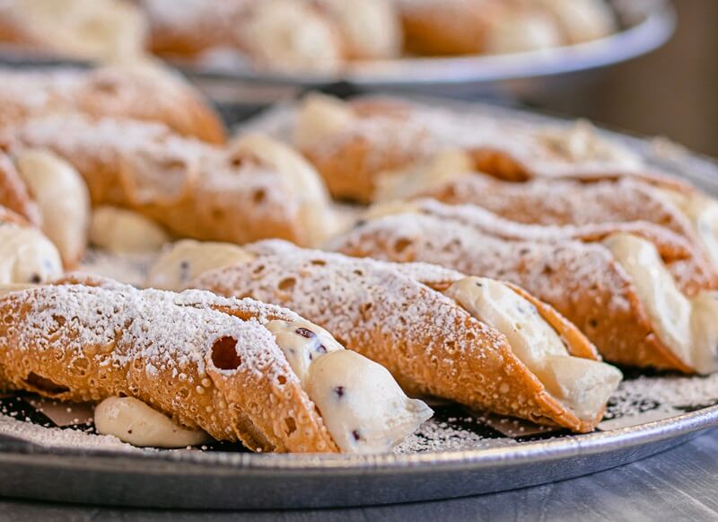 italian cannolis